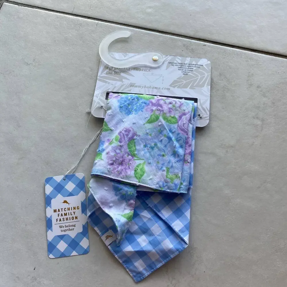 Tommy Bahama 2 pack Dog Bandana Set New with Tags